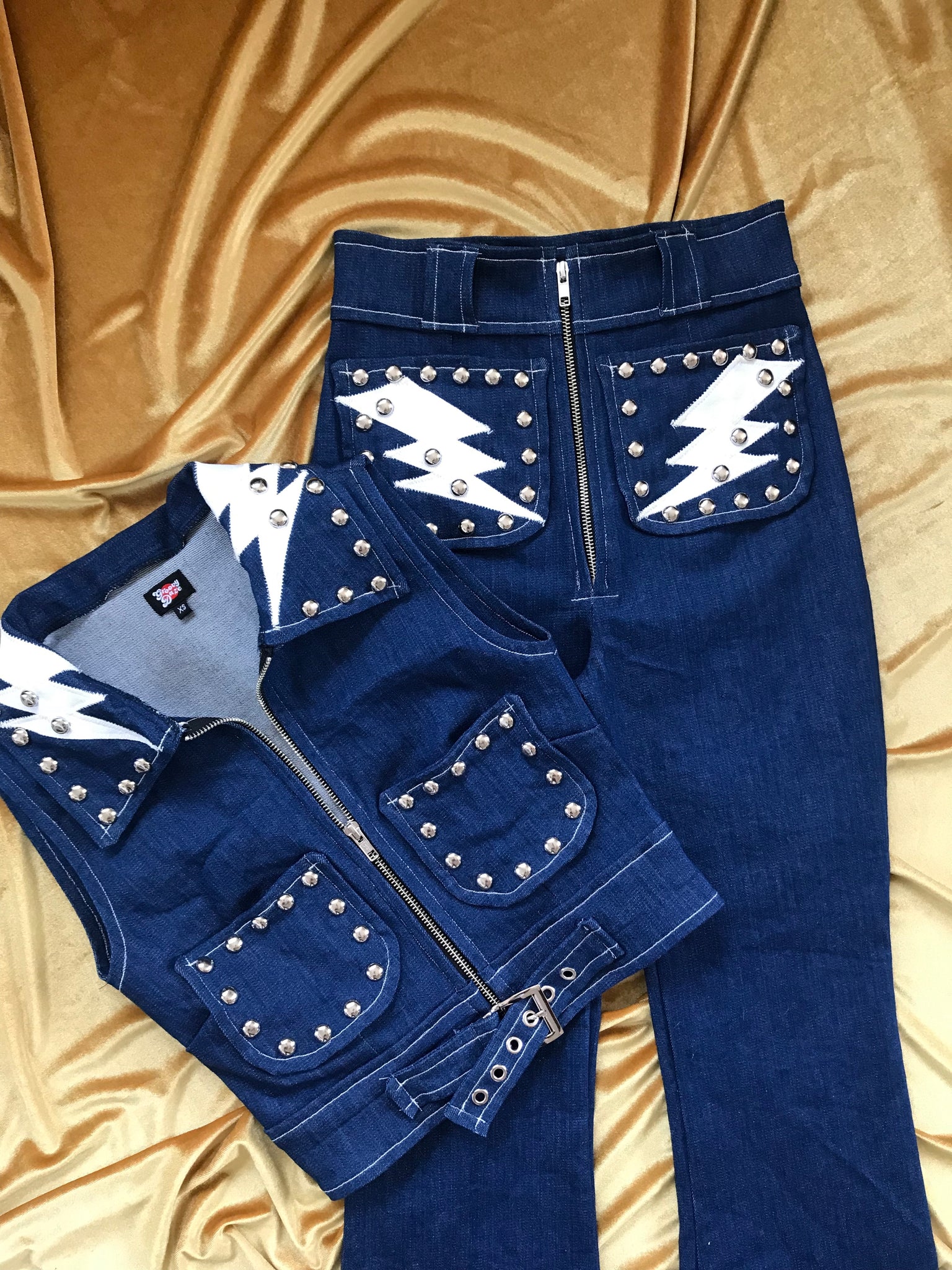 The "High Voltage" Vest Set